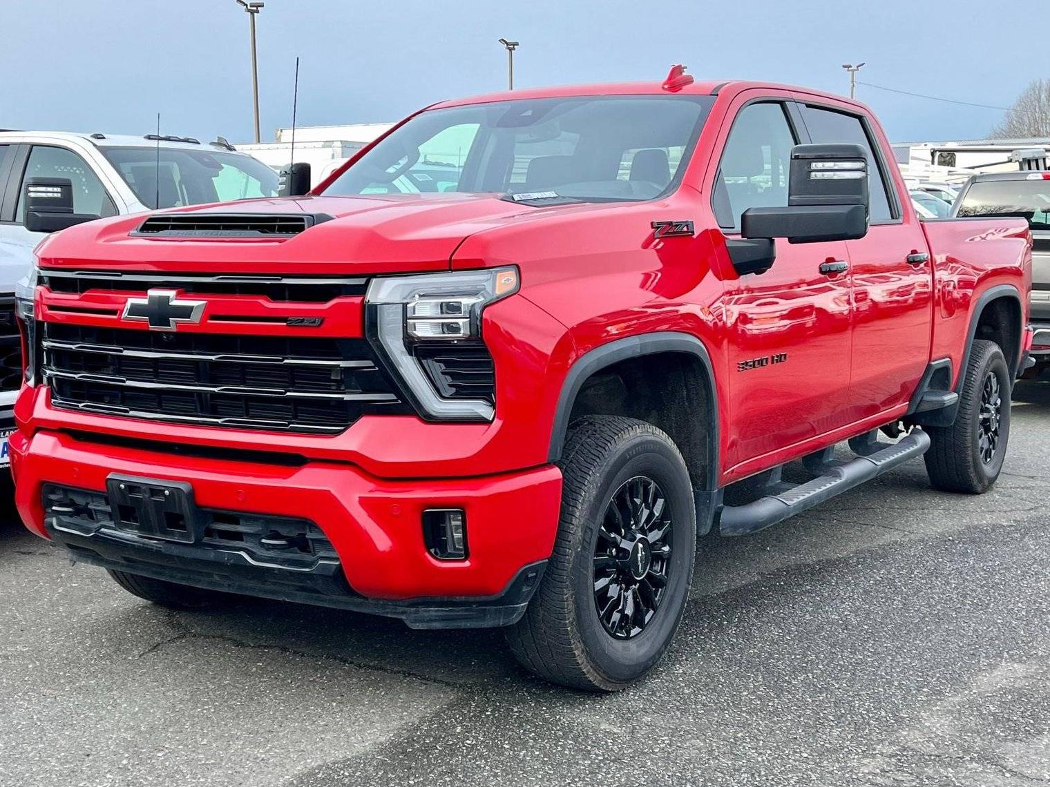 CHEVROLET SILVERADO HD 2024 2GC4YUEY1R1174404 image CHEVROLET SILVERADO HD 2024 2GC4YUEY1R1174404 image